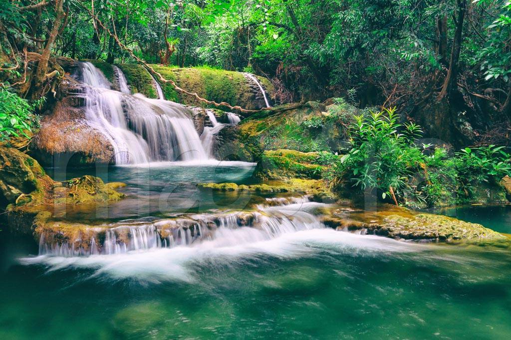 Фотообои Водопад в лесу Тайланда